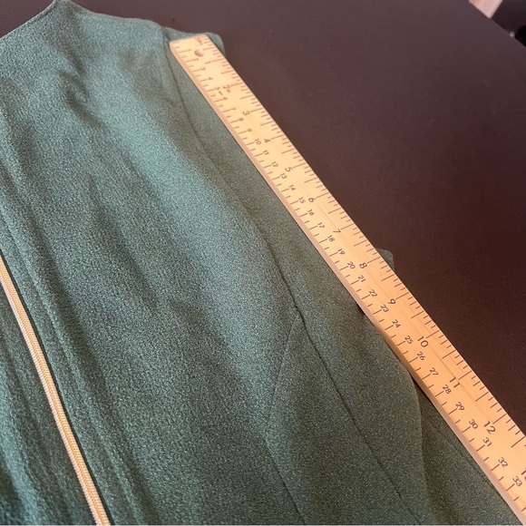 Dynamite Forest Green Sleeveless Fit & Flare Dress NWT Size M - Picture 10 of 10
